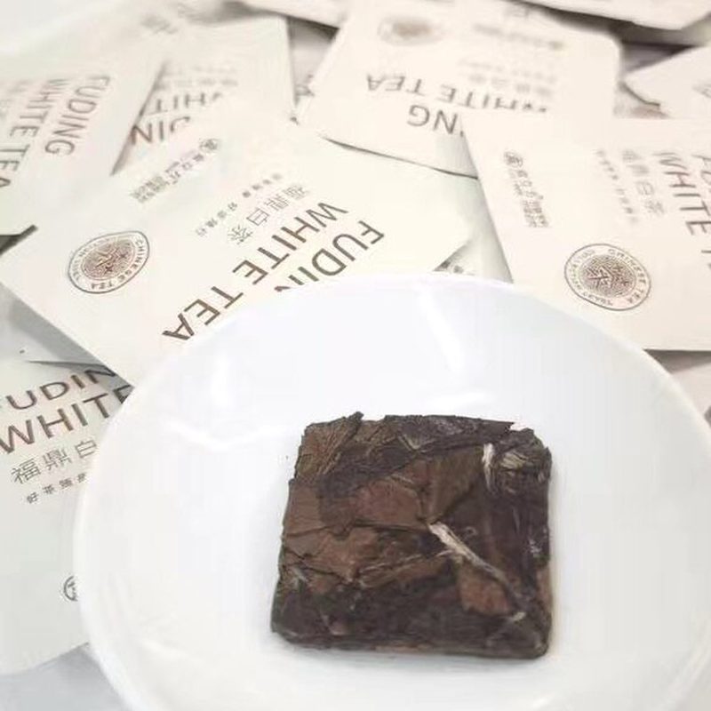 福鼎白茶寿眉紧压小方片 老白茶30片装 细节图1